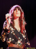 Nicki Bluhm 