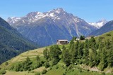 Hiking from Guarda to Ardez
