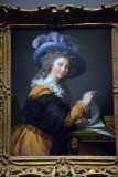 Une dame pliant une lettre, portrait présumé de la comtesse Du Barry de Cérès, née A.M. T. de Rabaudy Montoussin (1784), 5175