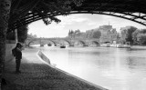 A Seine-ographer.