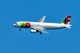 TAP A320, CS-TNJ