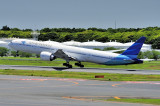 Garuda B-777/300, PK-GID, Take Off