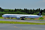 ANAs B-777/300, JA731A, TO Run