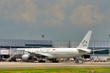 SIA B-777/300, 9V-SYL, Star Alliance