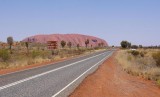 Kata-Tjuta-turnoff-Uluru.jpg