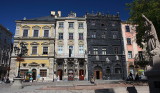 Lviv: market sq. surrounded by old buildings