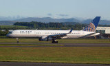 United Boeing 757-224 lands at Glasgow