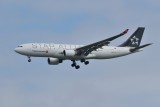 Turkish Airlines Airbus A330-200 TC-LNB  Star Alliance