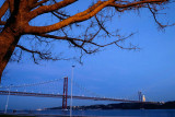 Riverfront, 25 April Bridge