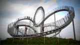  Magic Mountain