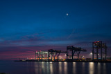 December 2015 : Boston dock, runway around the moon
