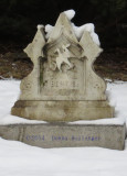 Childs Grave Marker:  Darling Bertie