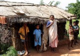 Birhor family in Chateni