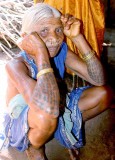 Paraja lady with tattoos