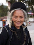 Femme Hmong noire