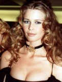 <strong>Claudia Schiffer</strong>