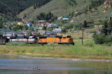 bnsf8877north_at_palmerlake.jpg