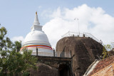 Isurumuniya Vihara