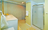 bathroom 980 2.jpg