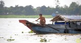 Mekong River paddler Sat 8