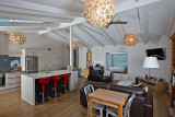 Lounge and Kitchen 6424-6426.jpg