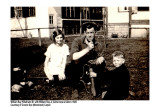 William Ray Hillebrand Sr with William Ray Jr Anita Irene & Glenn c1925.jpg