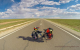 466  Nikolay touring Mongolia - Cube Delhi RF touring bike