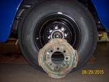 15in. split rim center & 16in. Ford rim 04.JPG