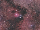 NGC 6595  et alentours: deux yeux bleus dans le ciel