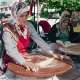Women making gozleme 