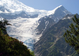 A glimpse of the Taconnaz glacier