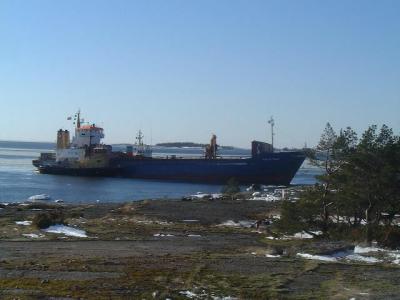 Ocean Pride grounded at Orrengrund 7.3.2000