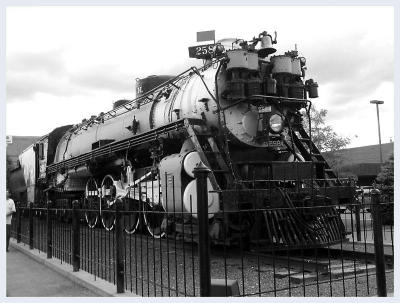 Steam engine display at Havre, Montana station.
