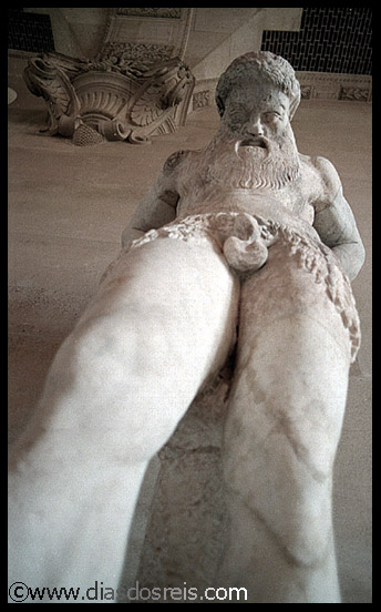 Ooopps! (Louvre)
