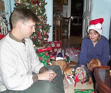 Even Boo and Biscuit got a visit from Santa. I got to be an elf :}