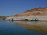 Houseboats leaving<BR>Hansen Canyon