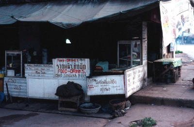 Thailand: Cold beer stand