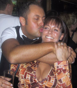 *smoootch*