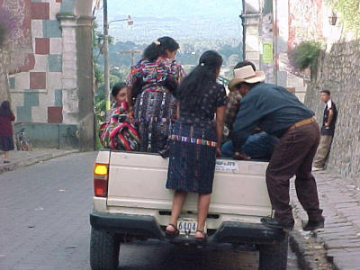 Chichicastenango, op souvenierjacht...