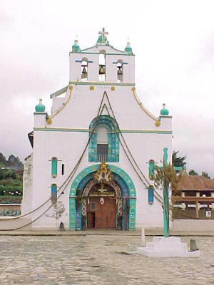 De schitterende kerk van Chamula...