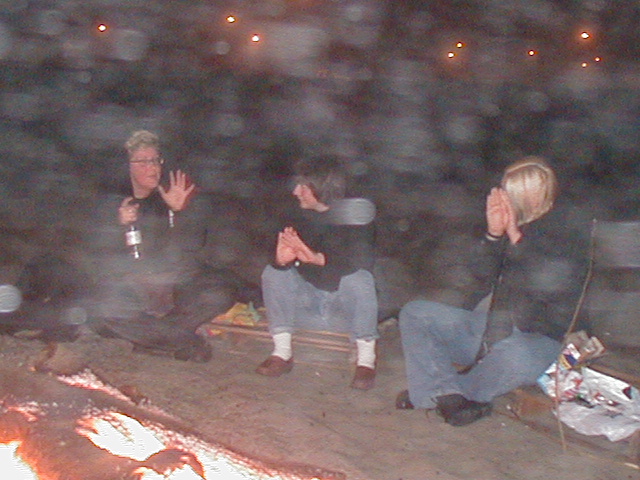 ooooo.. special effect... through the smoke and fog!
