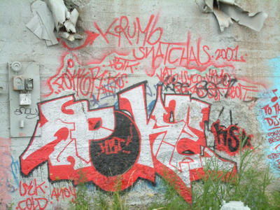 wall2.jpg