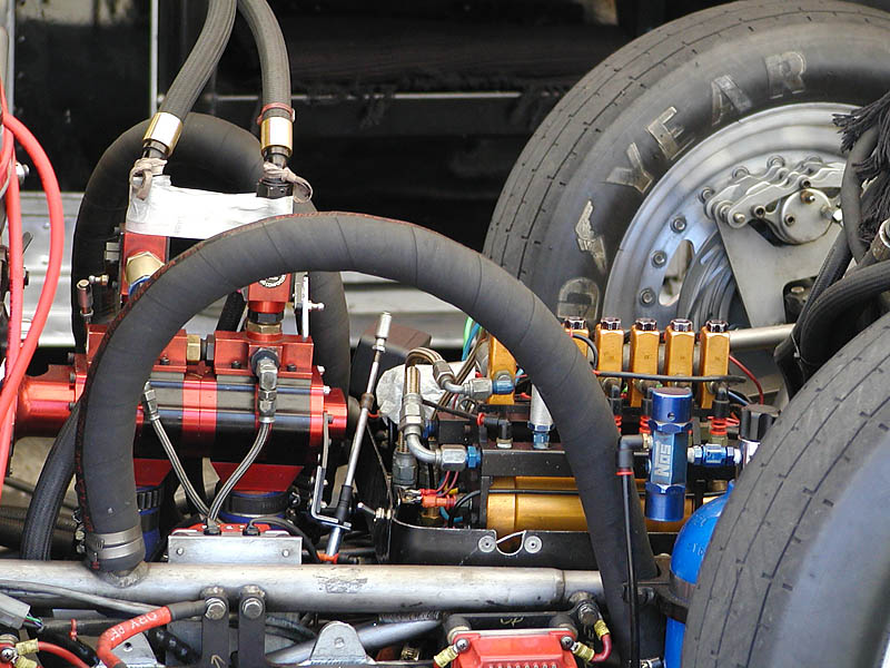 Funny car hydraulics