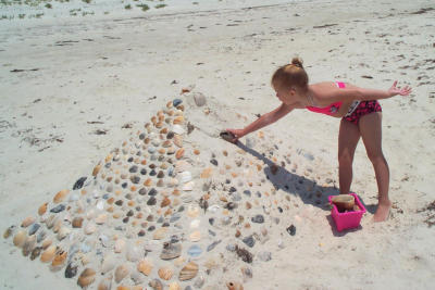 a pyramid of shells