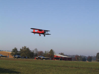 Staggerwing Beech 17 Short final