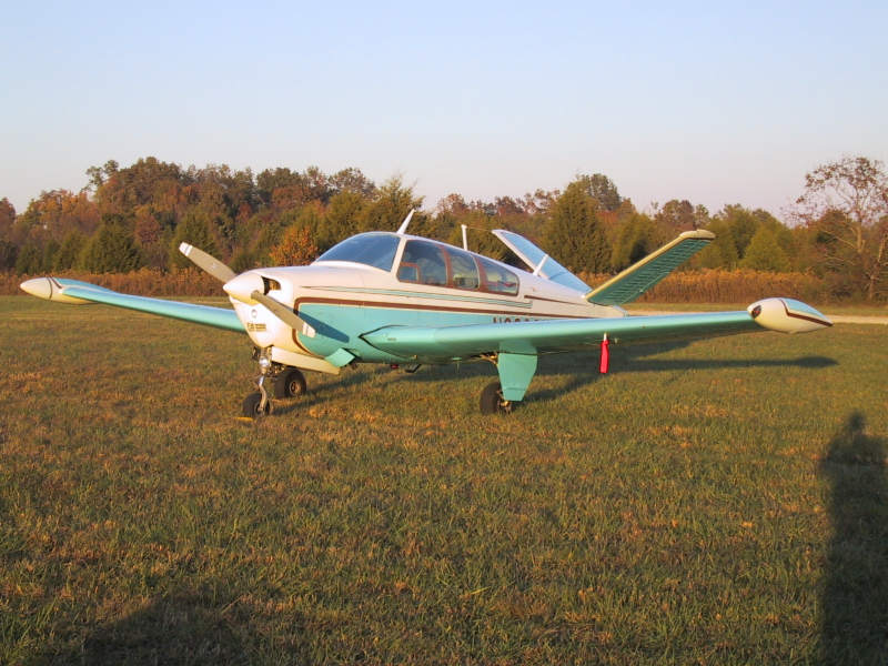 A Beautiful S35 Bonanza - owned by Bob Siegfried
