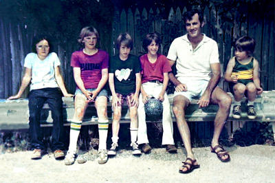 Taken in Northport around July 1977.  The kids from the neighborhood posed with him.  Furthest to the right is my (Julio's) son Jim.