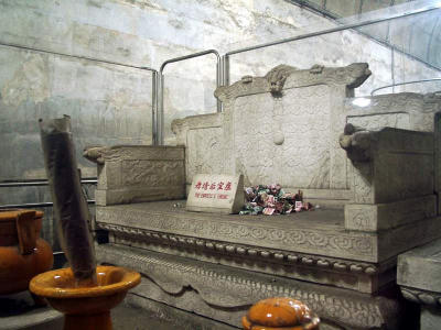 The Undergraound Palace (Tomb) of Ding Lin定陵地下宮殿