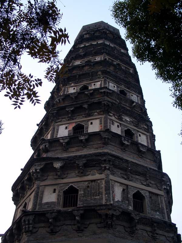 Bai Yuen Temple Pagoda 01<br />蘇州白雲寺斜塔