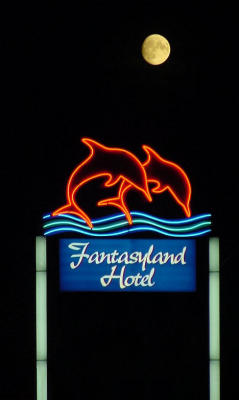Fantasyland Hotel (Exhibition)  LesleyO